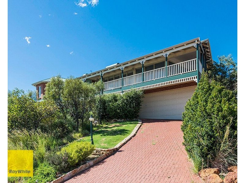 45 Persimmon Place, Kalamunda WA 6076