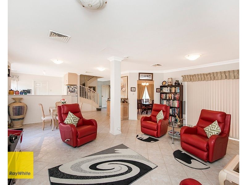 45 Persimmon Place, Kalamunda WA 6076