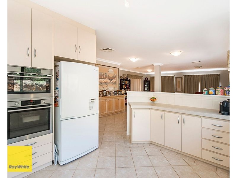 45 Persimmon Place, Kalamunda WA 6076