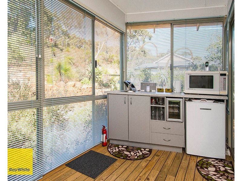 45 Persimmon Place, Kalamunda WA 6076