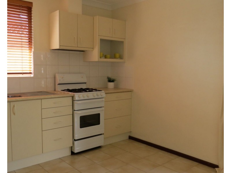 11 Ellison Drive, Langford WA 6147