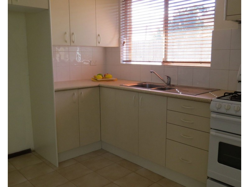 11 Ellison Drive, Langford WA 6147