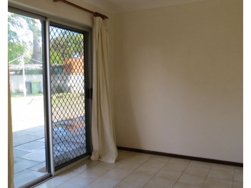 11 Ellison Drive, Langford WA 6147