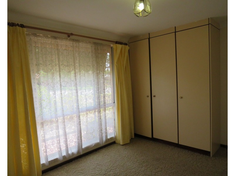 11 Ellison Drive, Langford WA 6147