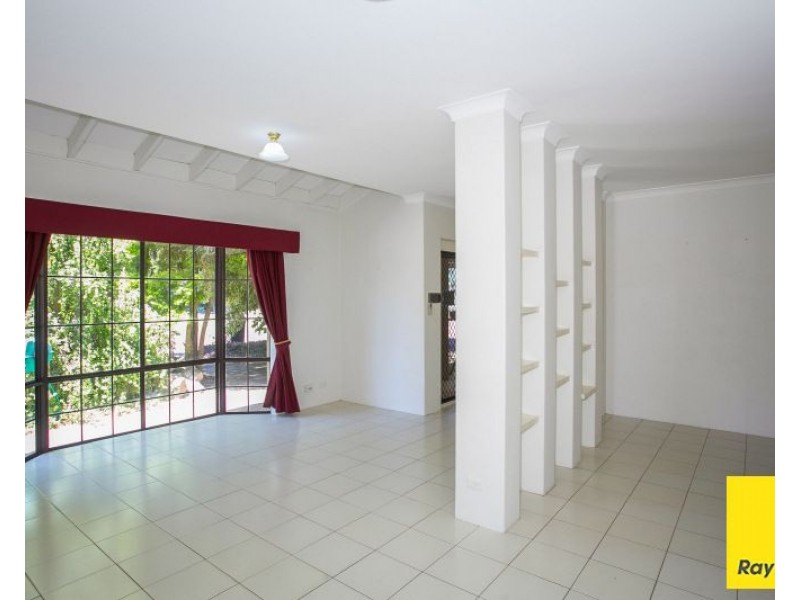 19 Ravenswood Road, Maida Vale WA 6057