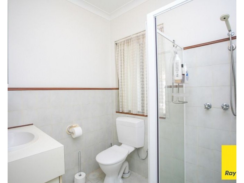 19 Ravenswood Road, Maida Vale WA 6057