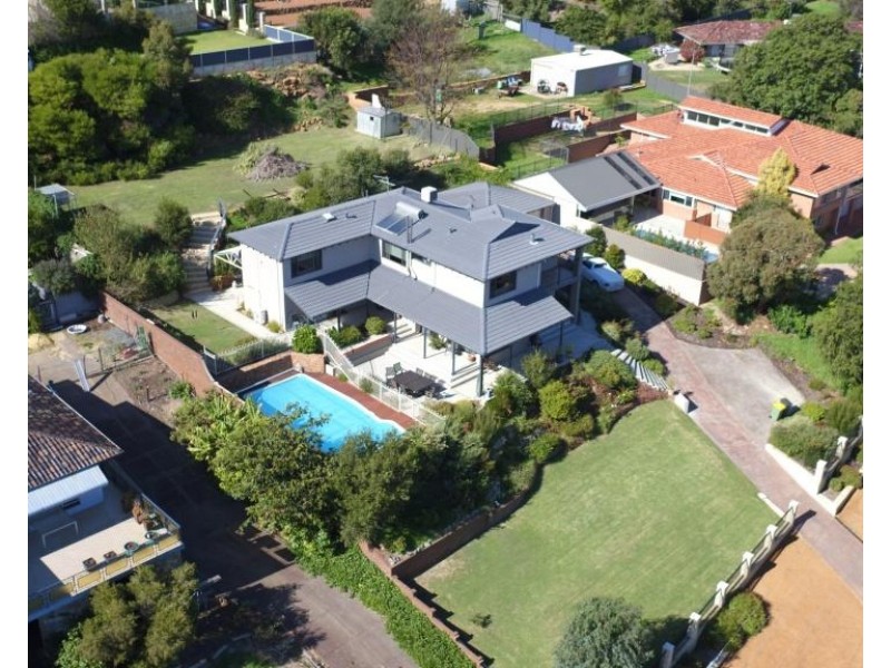 86 Basildon Road, Lesmurdie WA 6076