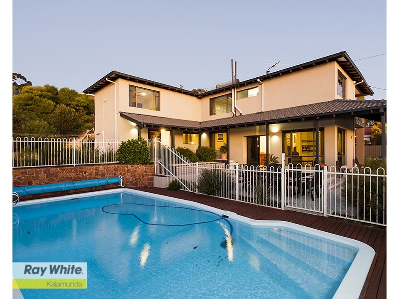 86 Basildon Road, Lesmurdie WA 6076