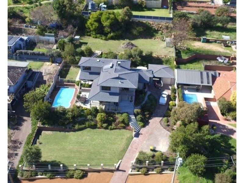 86 Basildon Road, Lesmurdie WA 6076