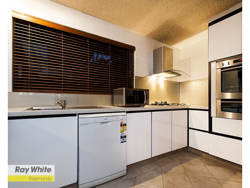 86 Basildon Road, Lesmurdie WA 6076