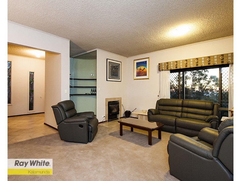 86 Basildon Road, Lesmurdie WA 6076