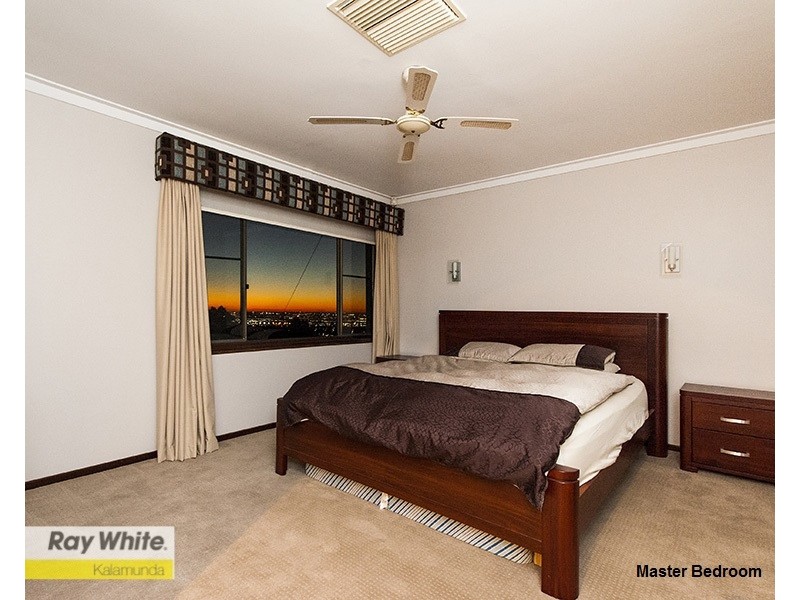 86 Basildon Road, Lesmurdie WA 6076