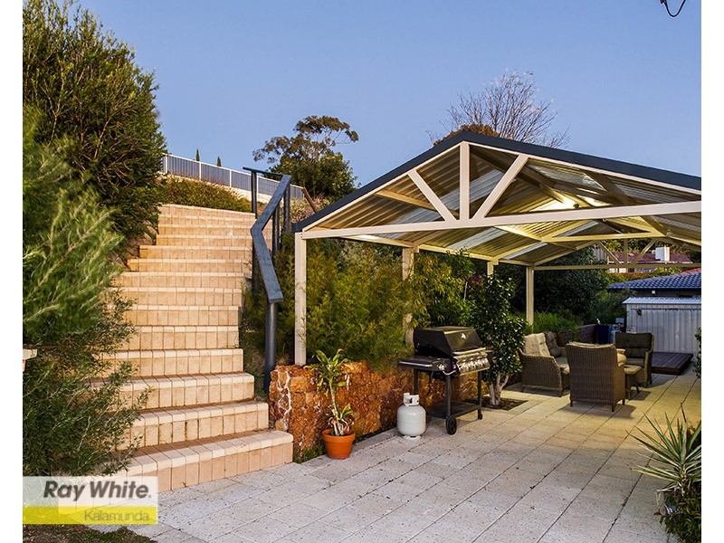 86 Basildon Road, Lesmurdie WA 6076