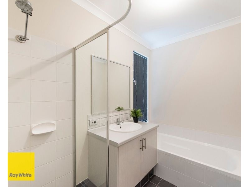 4A Richard Place, Armadale WA 6112