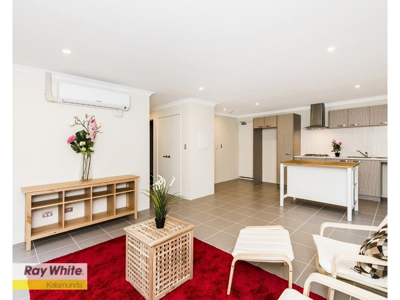 Unit 4, 12 Heath Road, Kalamunda WA 6076