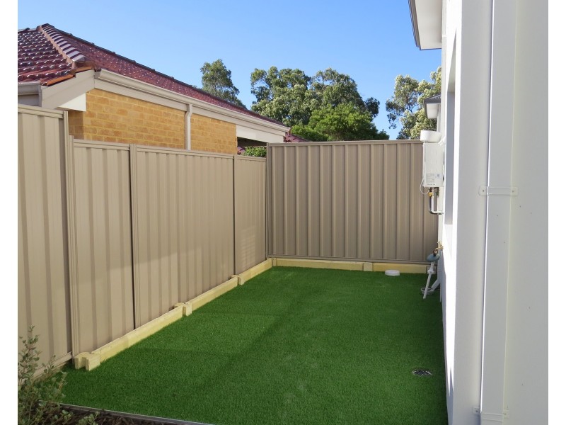 Unit 4, 12 Heath Road, Kalamunda WA 6076