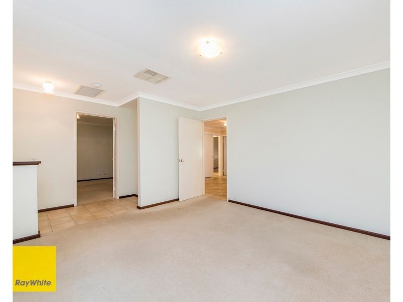 2/23 Central Road, Kalamunda WA 6076