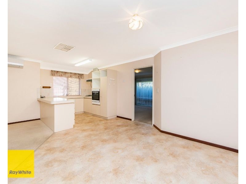 2/23 Central Road, Kalamunda WA 6076