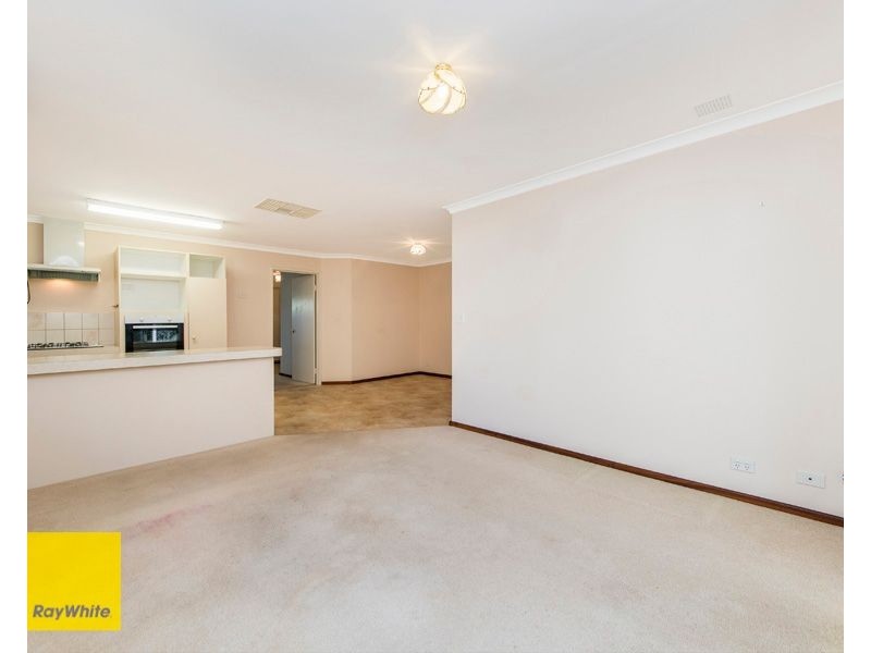 2/23 Central Road, Kalamunda WA 6076