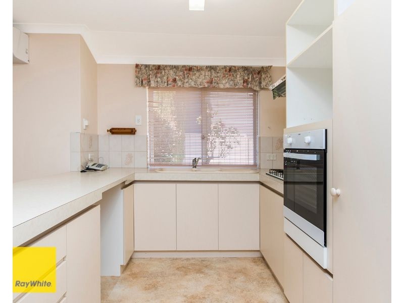 2/23 Central Road, Kalamunda WA 6076