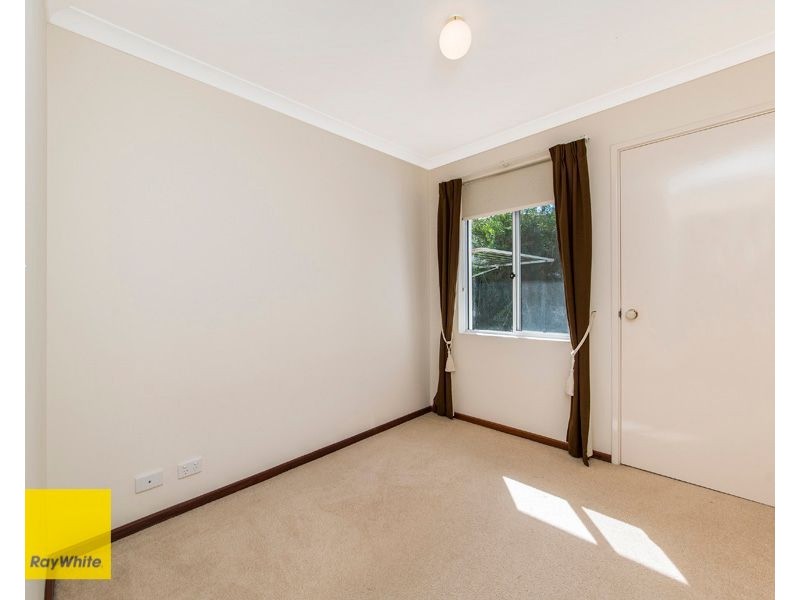 2/23 Central Road, Kalamunda WA 6076