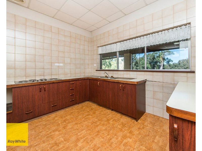 245 Grove Road, Lesmurdie WA 6076