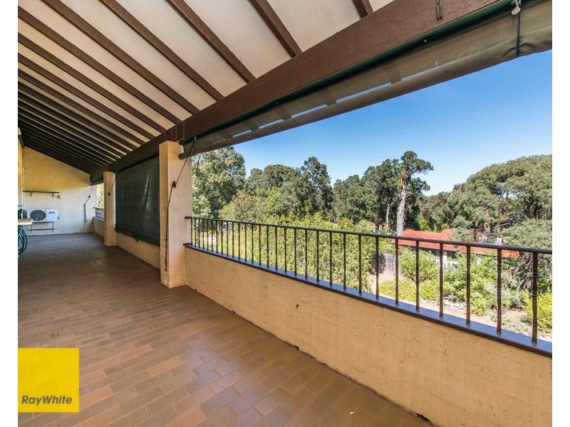 245 Grove Road, Lesmurdie WA 6076