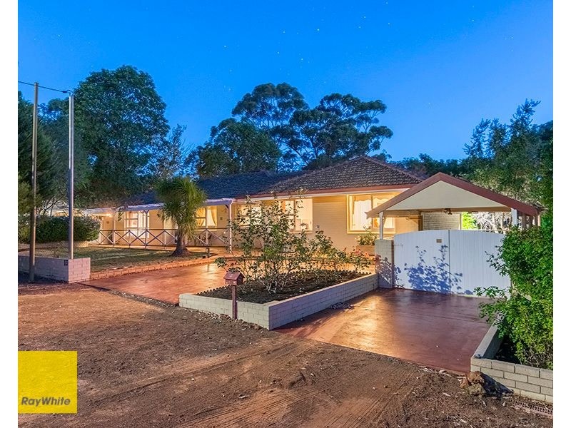 13 Springdale Road, Kalamunda WA 6076