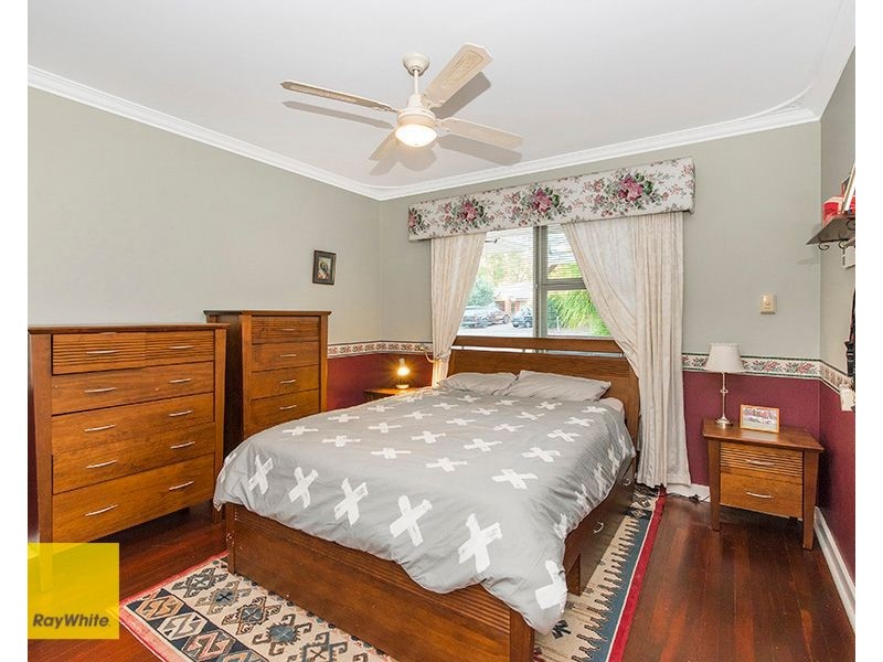 13 Springdale Road, Kalamunda WA 6076