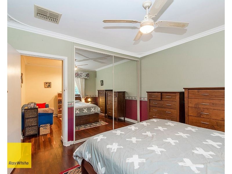 13 Springdale Road, Kalamunda WA 6076