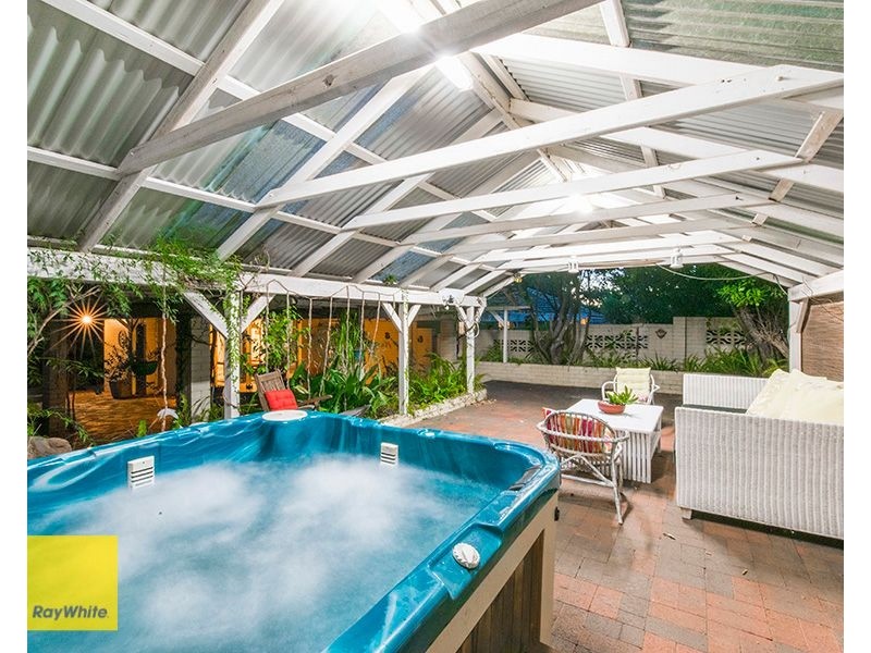 13 Springdale Road, Kalamunda WA 6076