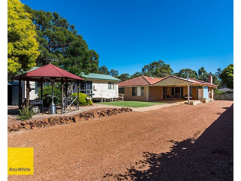 193 Grove Road, Lesmurdie WA 6076