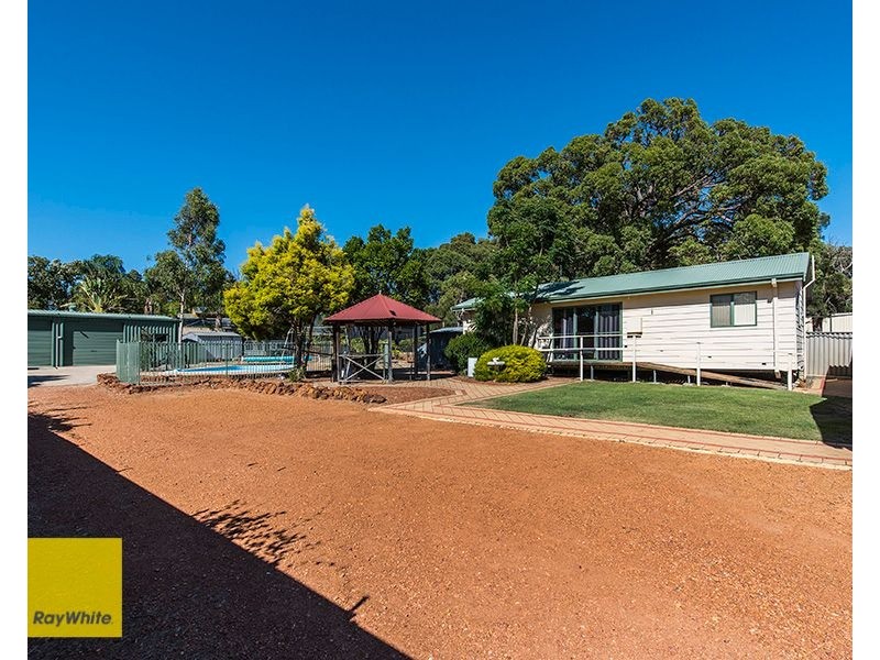 193 Grove Road, Lesmurdie WA 6076