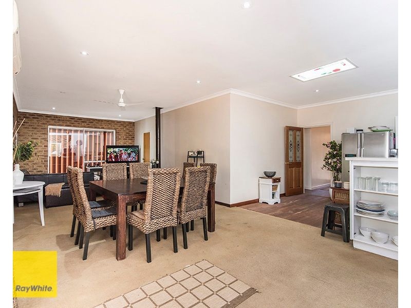 193 Grove Road, Lesmurdie WA 6076