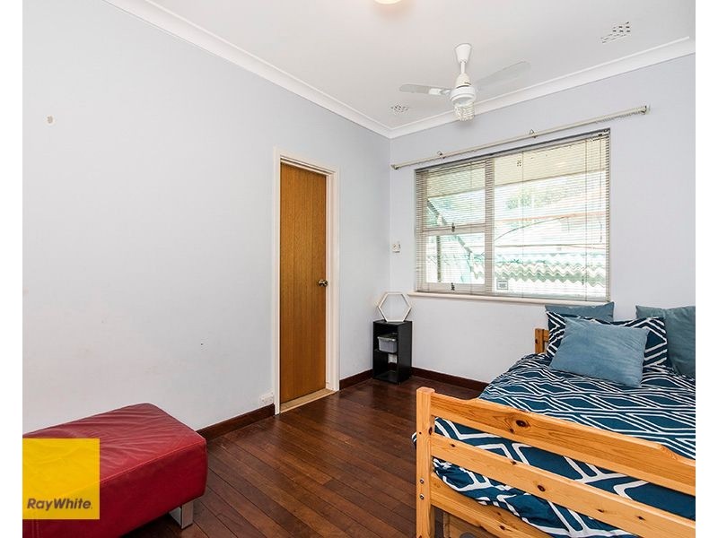 193 Grove Road, Lesmurdie WA 6076