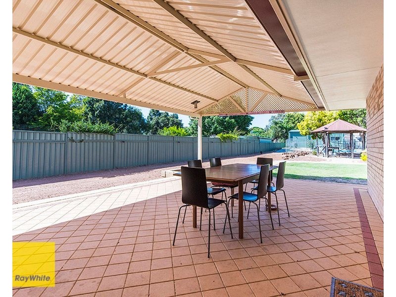 193 Grove Road, Lesmurdie WA 6076