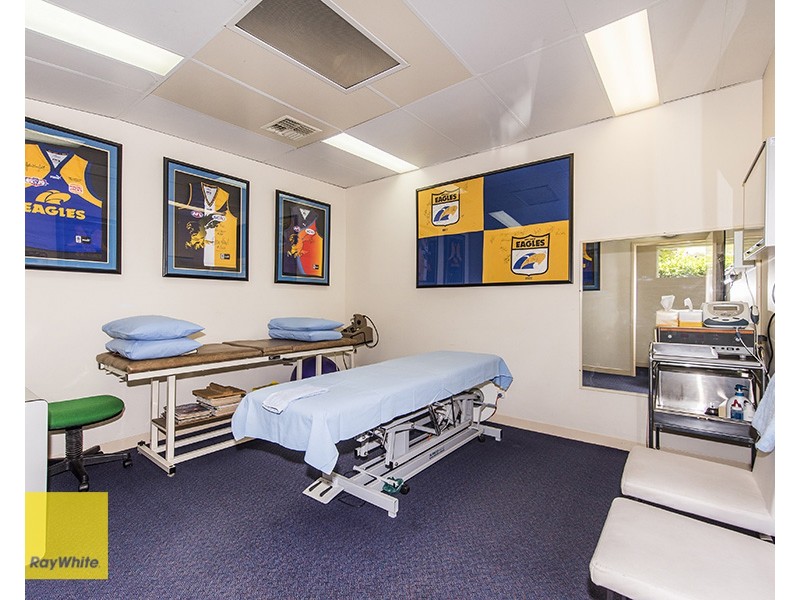 2/13 Mead Street, Kalamunda WA 6076