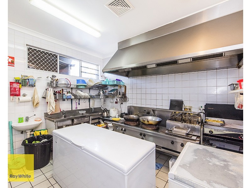 2/13 Mead Street, Kalamunda WA 6076