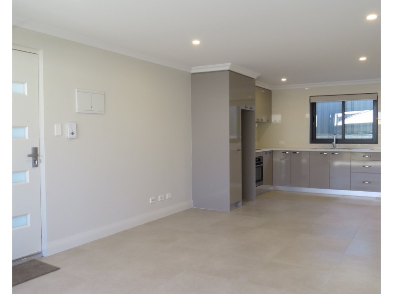 Unit 6/3-5 Kalamunda Road, Kalamunda WA 6076