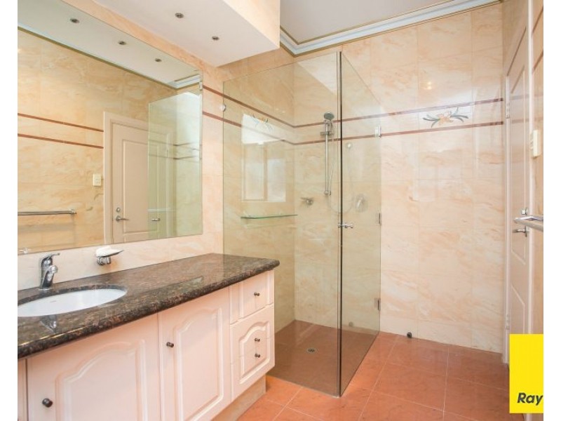 13 Salter Point Parade, Salter Point WA 6152