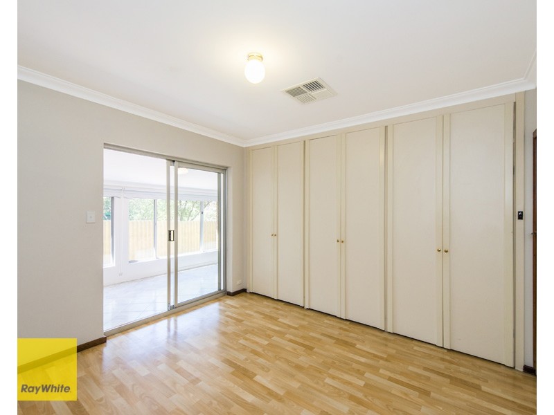 19 Crestview Crescent, Kalamunda WA 6076