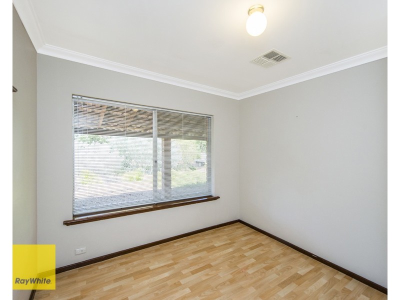 19 Crestview Crescent, Kalamunda WA 6076