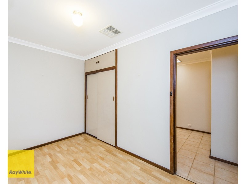 19 Crestview Crescent, Kalamunda WA 6076