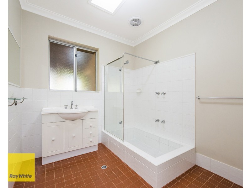 19 Crestview Crescent, Kalamunda WA 6076