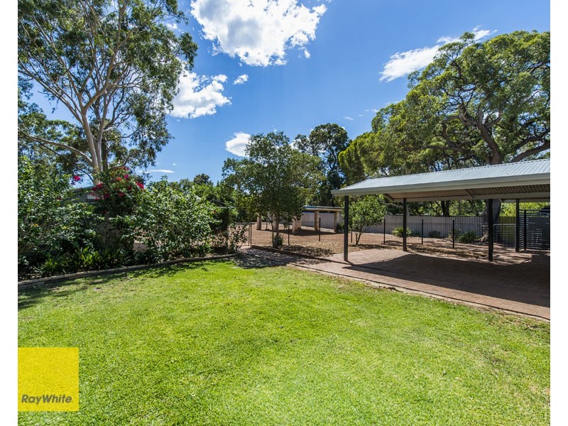19 Crestview Crescent, Kalamunda WA 6076