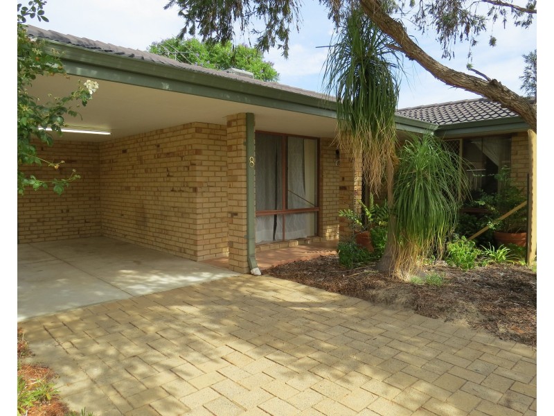 8/16 Leiden Place, Forrestfield WA 6058