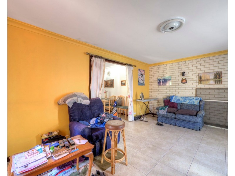 32 Bugendore Street, Maida Vale WA 6057