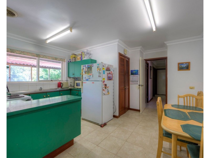 32 Bugendore Street, Maida Vale WA 6057
