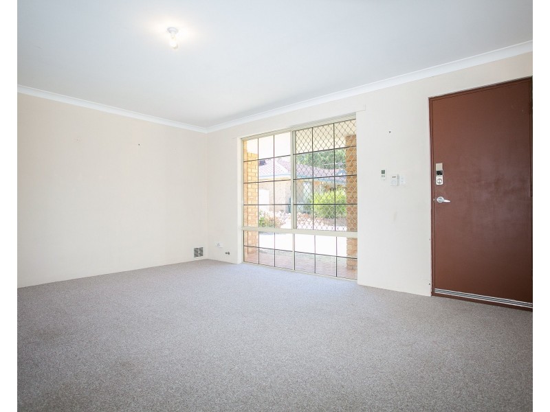 8/378 Holmes Road, Forrestfield WA 6058