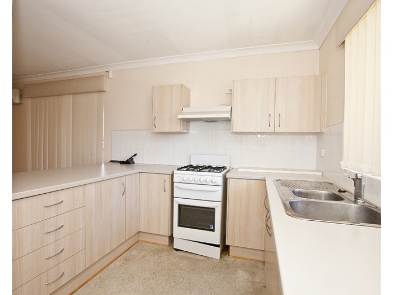 1/69 Agincourt Drive, Forrestfield WA 6058